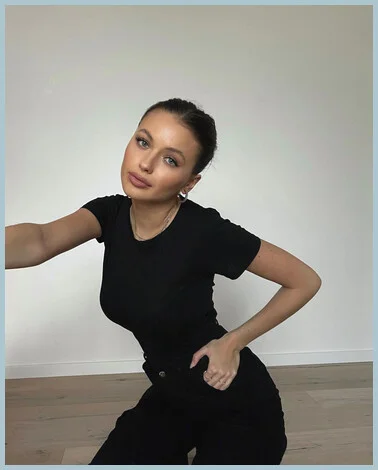 Nataliya gallery photo 1