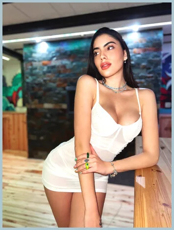 Rosine Lopez itl Ladys model