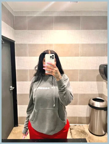 Charlotte Ladys model