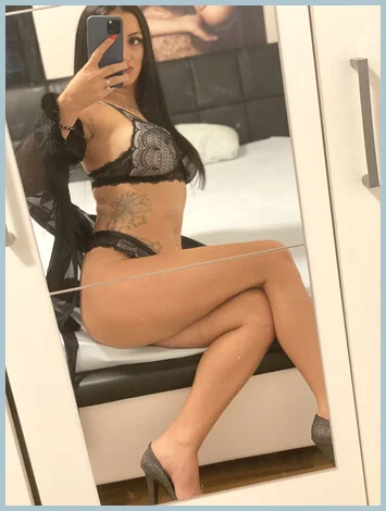 Aida gallery photo 1