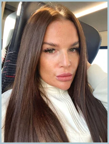 Megan Young gallery photo 1