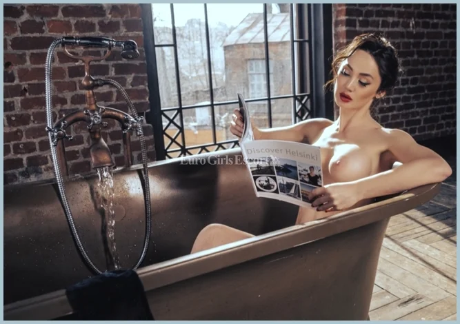 Liia gallery photo 1