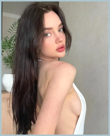 Nadia Teen gallery photo 2