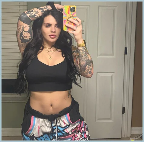 Greyhound Ladys model