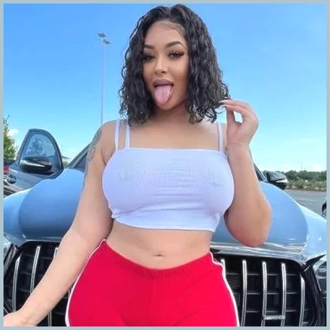 Emma gallery photo 2