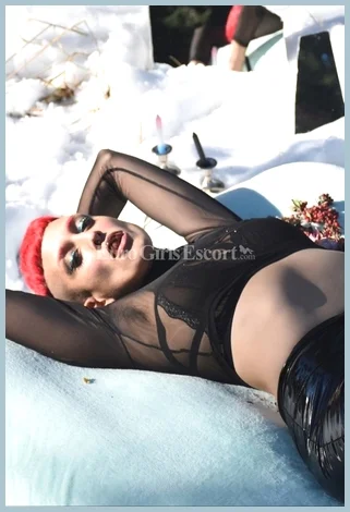 Mistress Chantal Ladys model