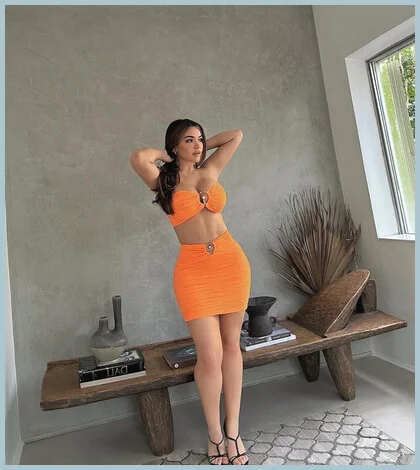 Angelina Ladys model