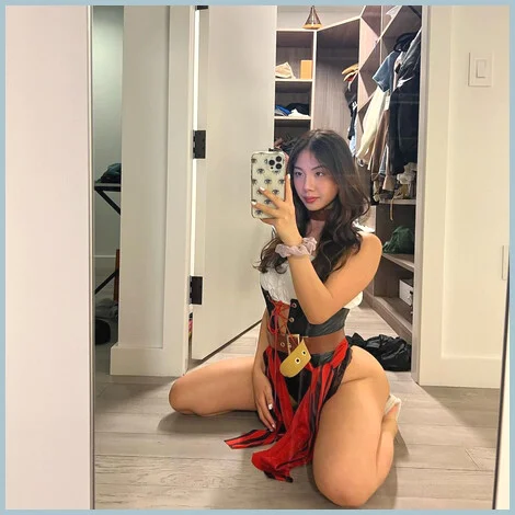 Emily gallery photo 1