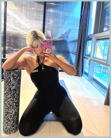 BRIGHT gallery photo 2