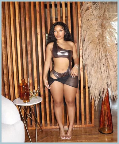 Jessica pearls Ladys model