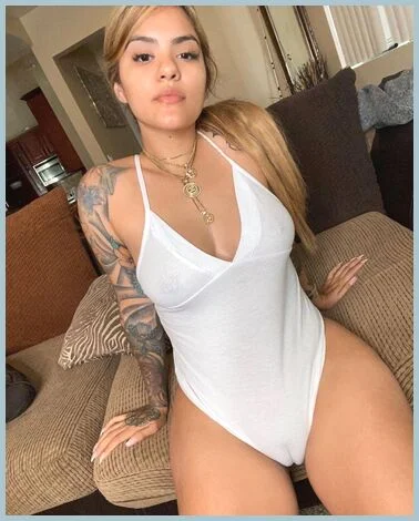 Rosina gallery photo 2