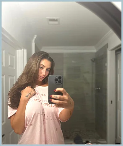 Cassandra Ladys model