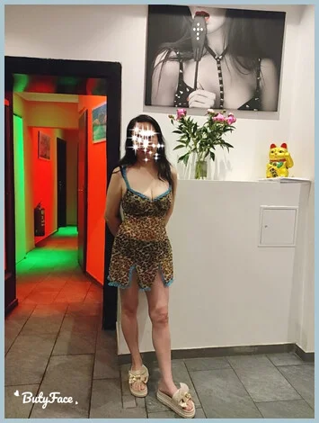 Zhuzhu gallery photo 1