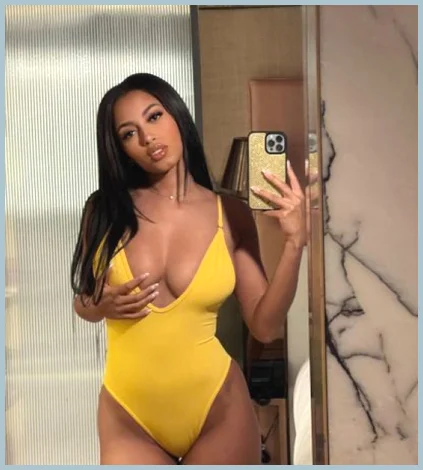 Emma gallery photo 2