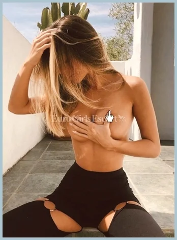 Anaa gallery photo 1