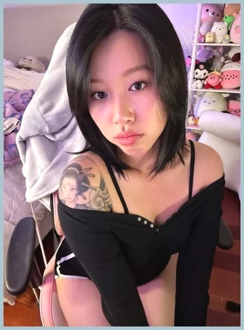 Karina;;beauty gallery photo 1