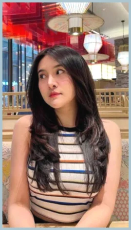 Lisa gallery photo 2