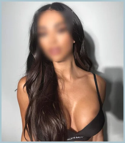 Leona gallery photo 2