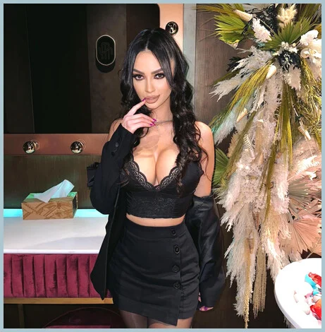 Seline gallery photo 2