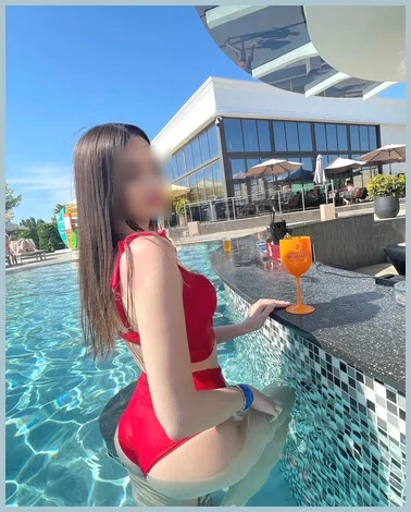 Sabrin gallery photo 1