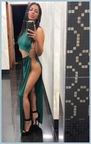 Karina gallery photo 1