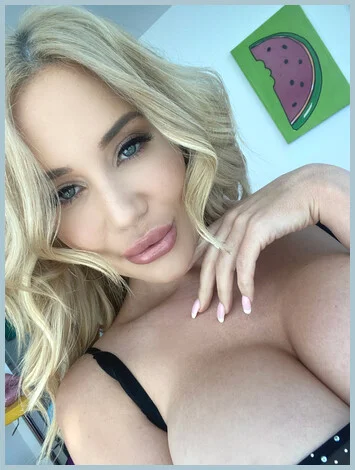 lisabeth lacus gallery photo 1