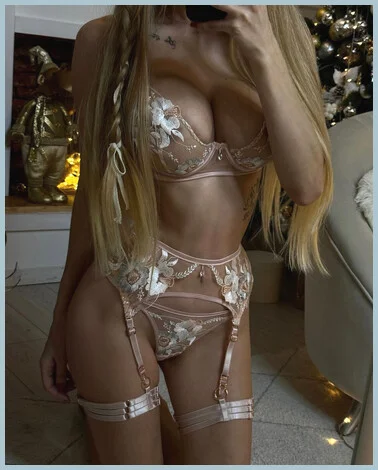 Verified Escort Lady gallery photo 1