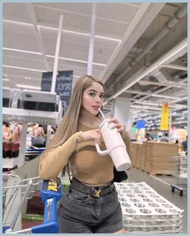 Sandra ella Ladys model