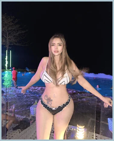 Janella sandra gallery photo 1