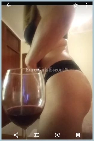 Lola Ventura gallery photo 1