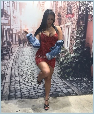 Joana gallery photo 1