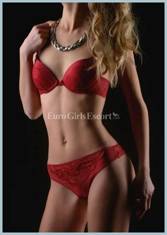 Ana Lemos gallery photo 1