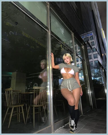 Bright gallery photo 1