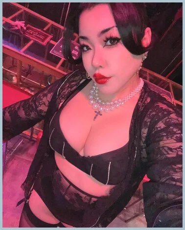 Miss kavita gallery photo 1