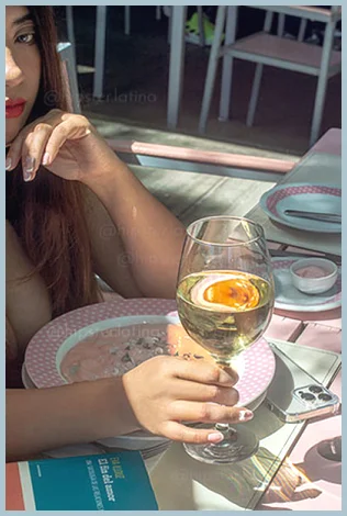 Erotic massage Buenos Aires by Lola hipster gallery photo 2