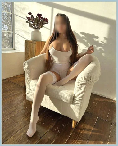 Lesley gallery photo 2