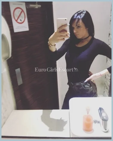 Ninah gallery photo 1