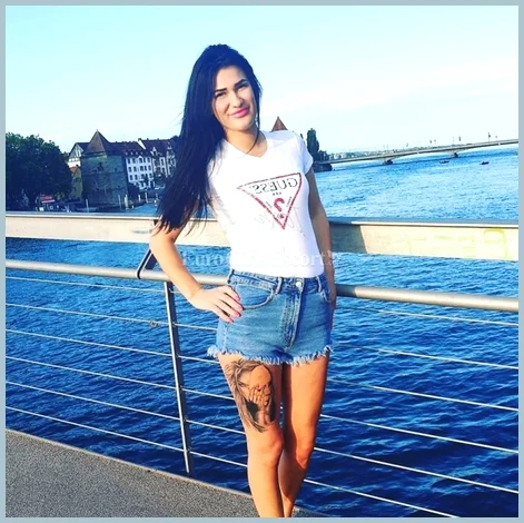 Izzabela gallery photo 1