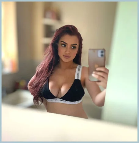 Mirabelle Ladys model