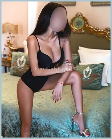 Anna Romanova gallery photo 1