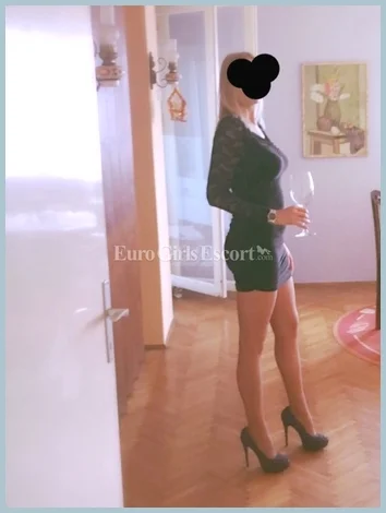 Nevena gallery photo 1