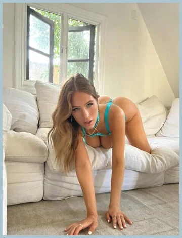 Sandra gallery photo 1