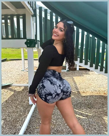 Jassica gallery photo 1