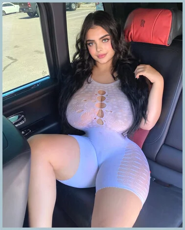 Beatrice gallery photo 1