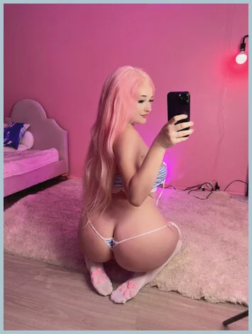 Damsel gallery photo 2