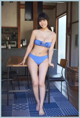 Sexy Betty gallery photo 1