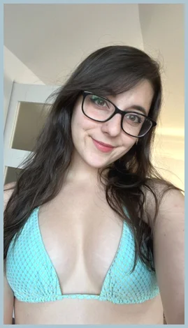 Sarah gallery photo 1