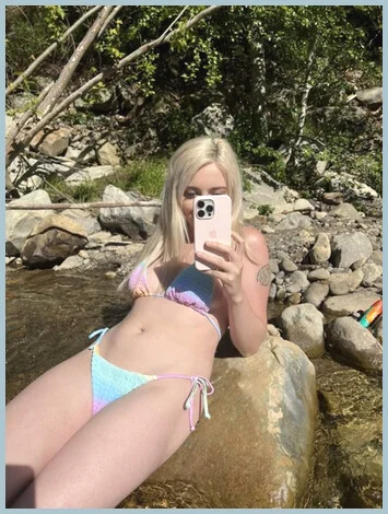 Lexi lore gallery photo 2