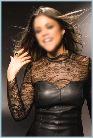 Mayara gallery photo 1