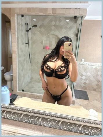 Eliana gallery photo 1